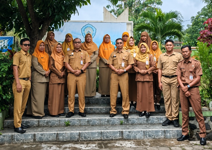 Website SMP Negeri 1 Puhpelem Siap Digunakan
