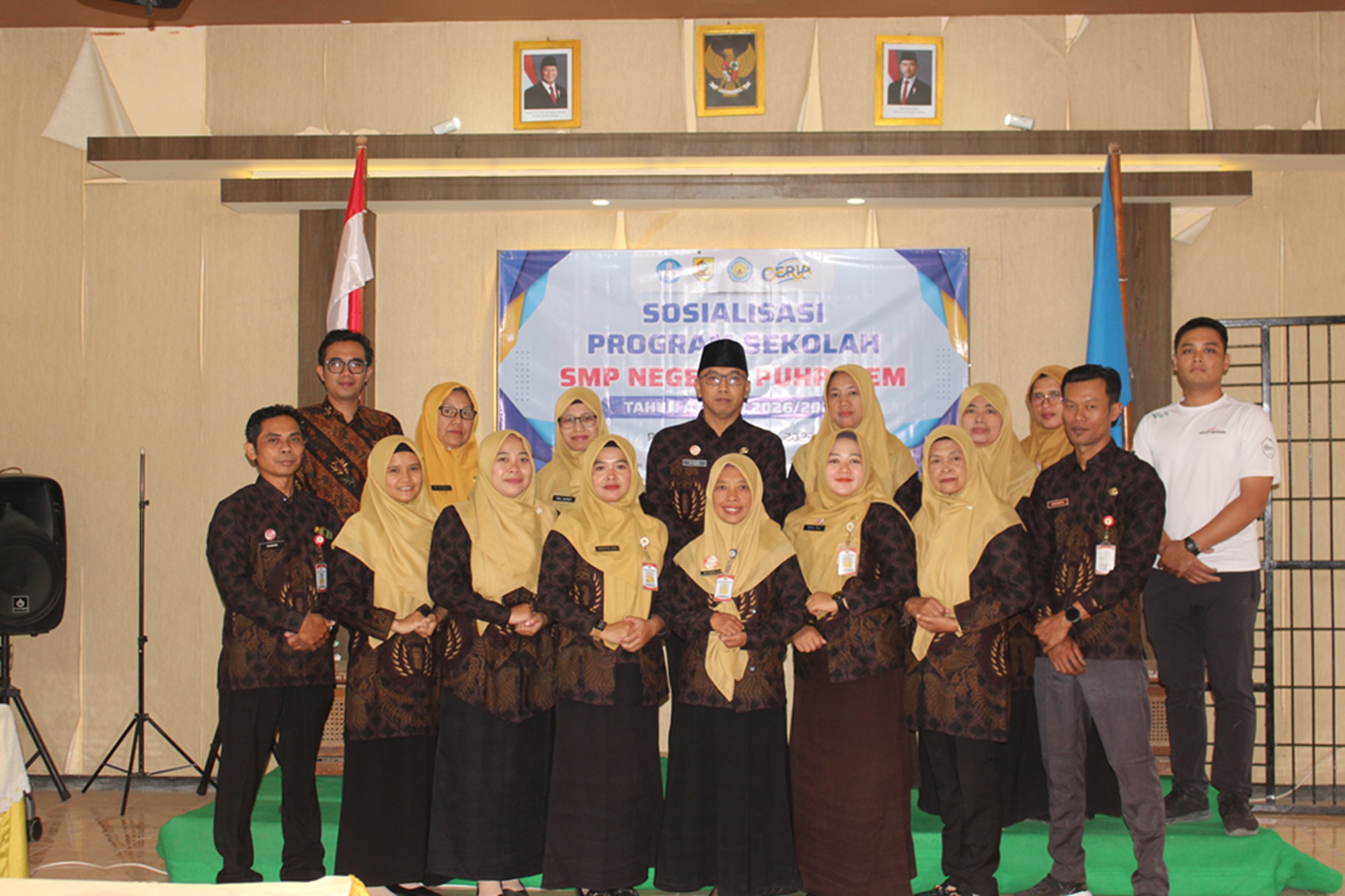 Dokumentasi Kegiatan Guru dan Staff